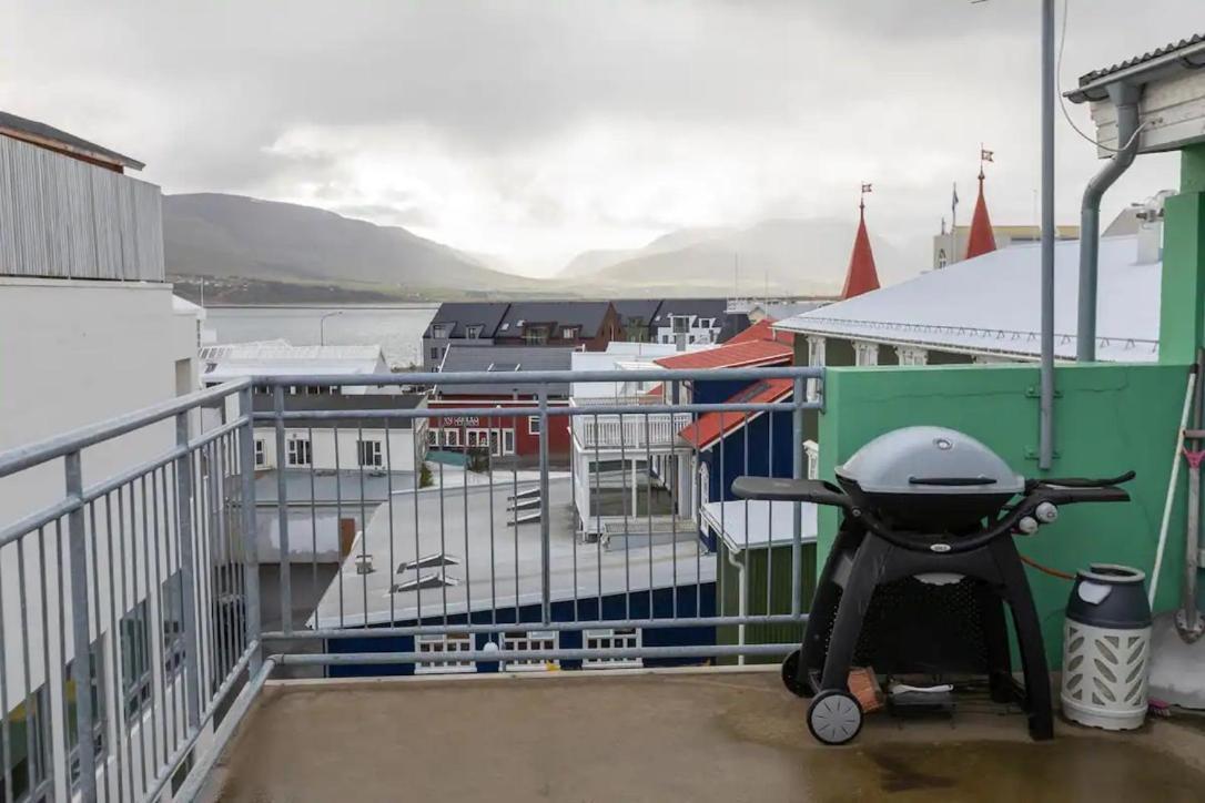 Apartment Penthouse On The Main Street, Town Center Akureyri