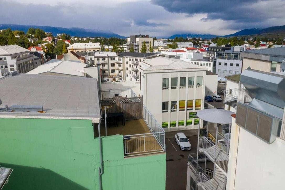 Apartment Penthouse On The Main Street, Town Center Akureyri